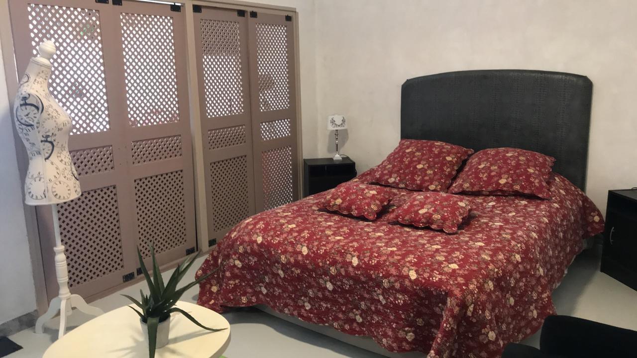 Вилла Loft L Atelier De Jacques Pres De Chablis Villy  Экстерьер фото